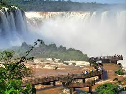 https://visitsouthamerica.co/wp-content/uploads/2025/09/Cataratas_Foz_do_Iguacu_Parana_Brasil-1024x768.jpg