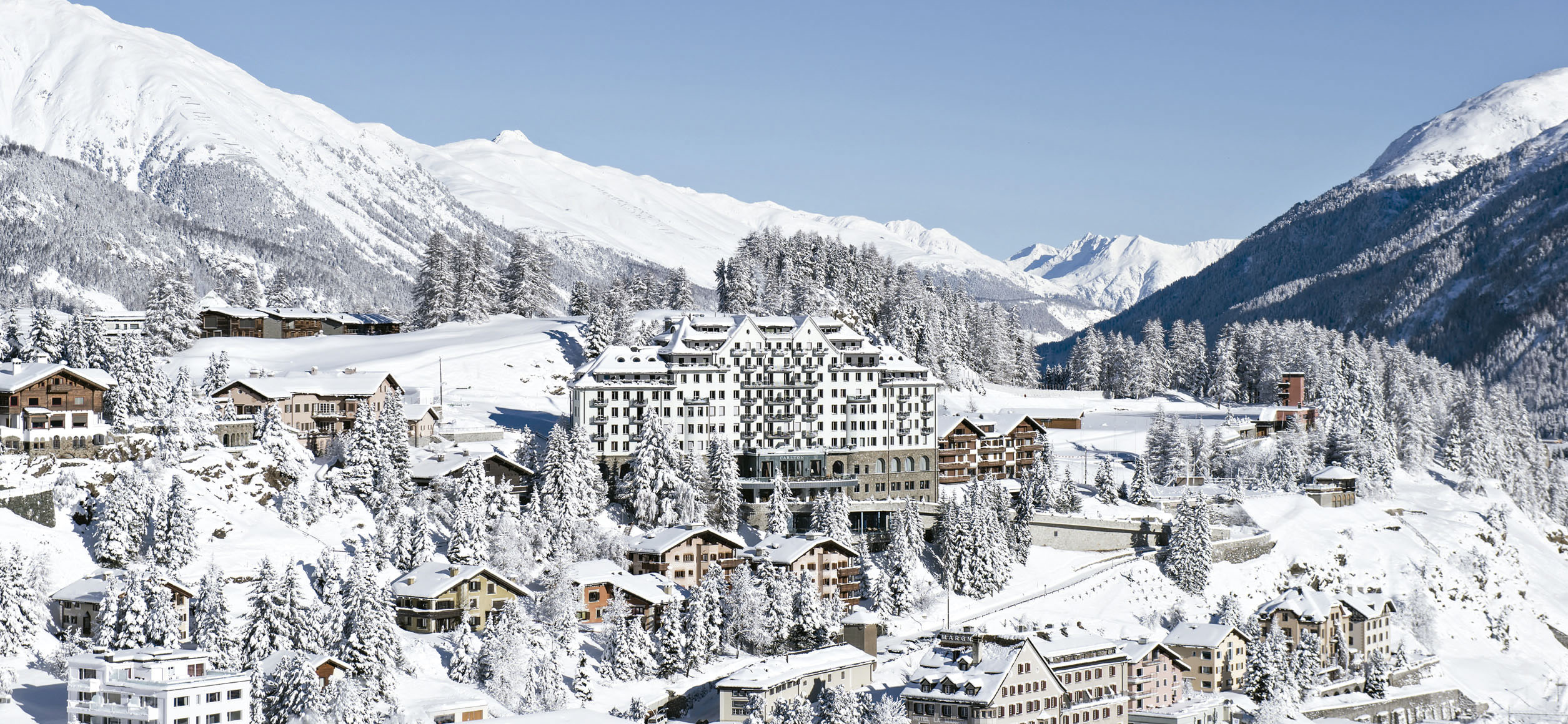 https://www.stmoritzswitzerland.travel/assets/web_stmoritz/welcome/bg-hotel.jpg